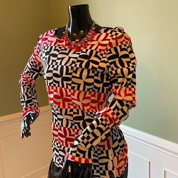 Kenneth Cole Geometric Shape Top - Picture 2 of 12